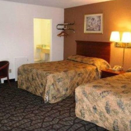 Rodeway Inn Youngstown Kültér fotó
