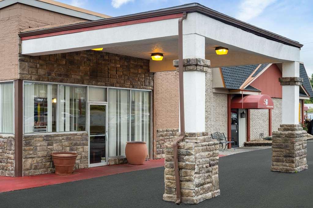 Rodeway Inn Youngstown Kültér fotó